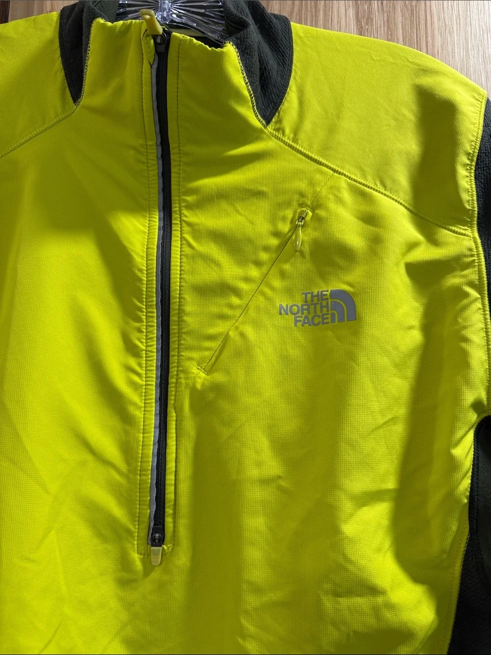 The North Face Men’s Flight Series Neon Yellow & Olive Half-Zip Pullover Size S